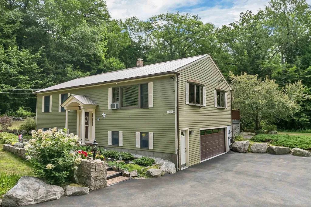 108 Maple Manor Road Conway NH 03813