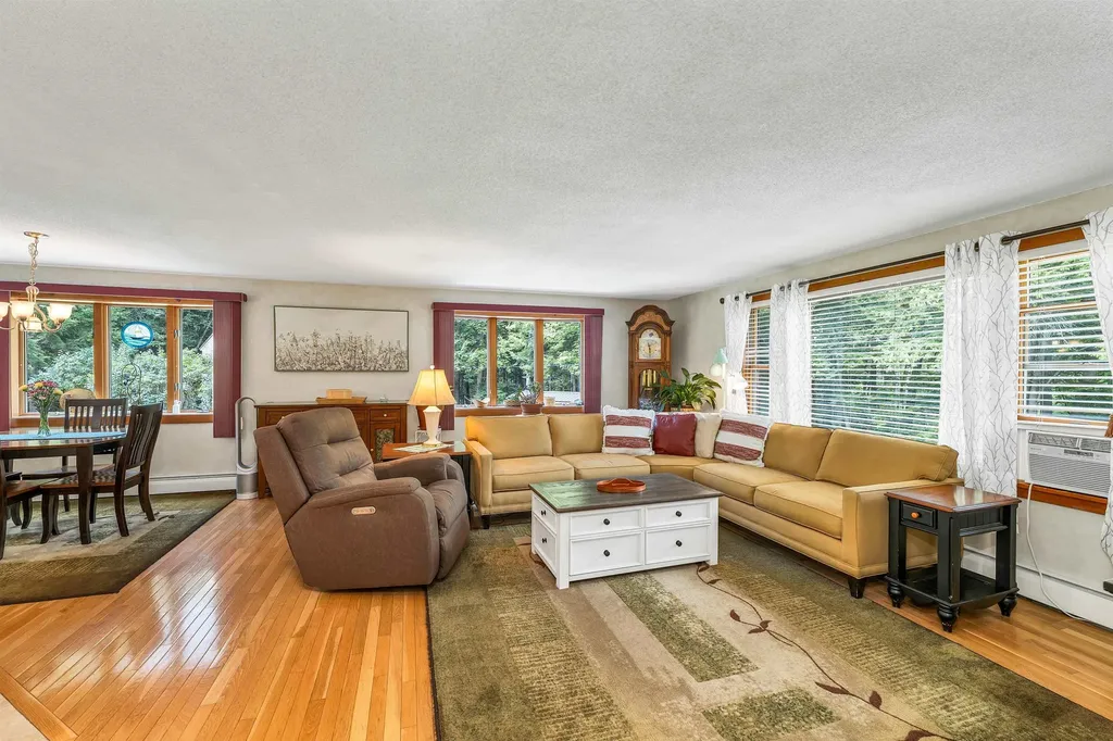 108 Maple Manor Road Conway NH 03813