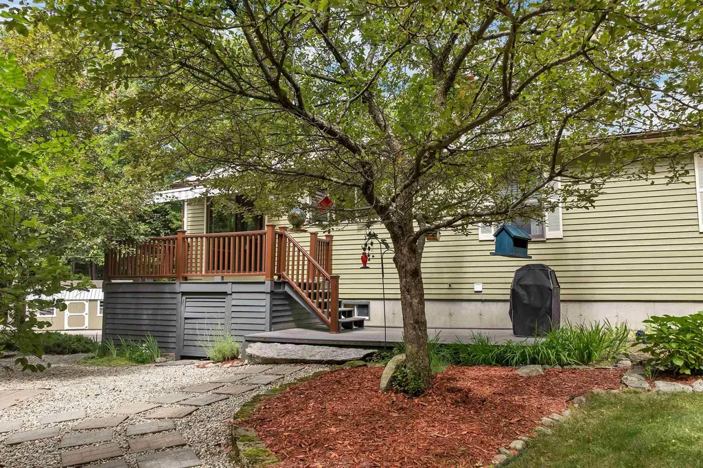 108 Maple Manor Road Conway NH 03813