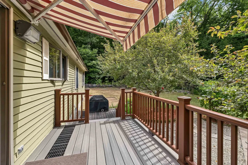 108 Maple Manor Road Conway NH 03813