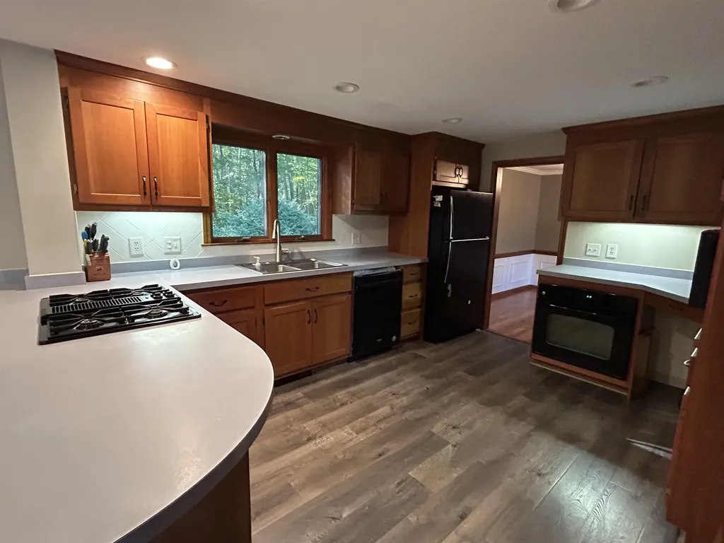 2 Millstream Drive Exeter NH 03833