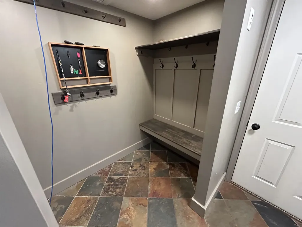 2 Millstream Drive Exeter NH 03833