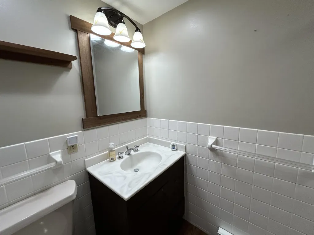 2 Millstream Drive Exeter NH 03833