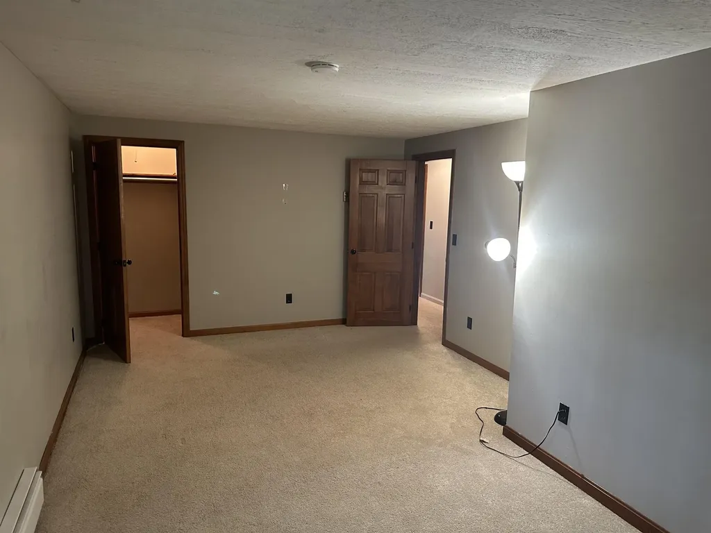 2 Millstream Drive Exeter NH 03833