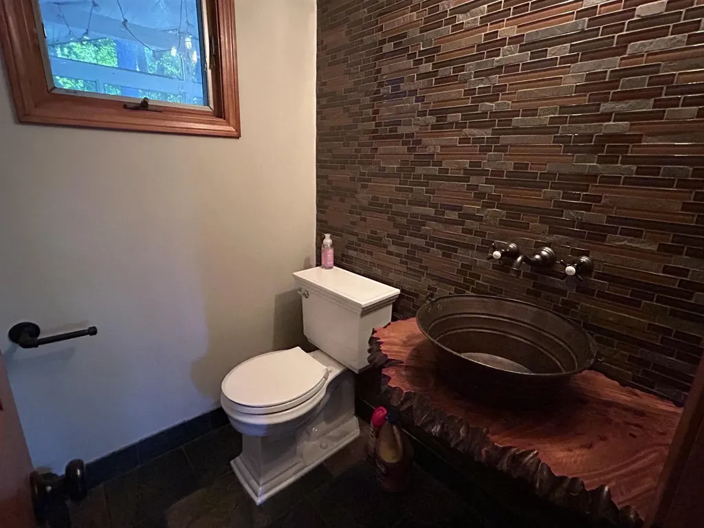 2 Millstream Drive Exeter NH 03833