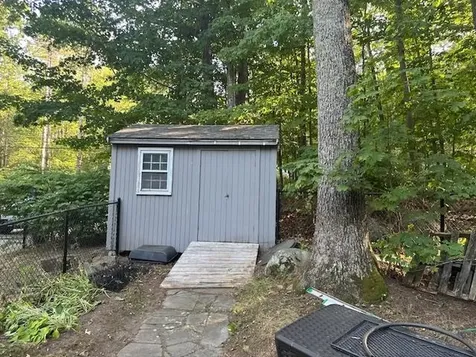 2 Millstream Drive Exeter NH 03833