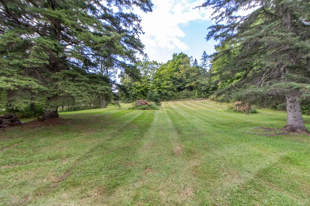 29 Roundy Brook Road Burke VT 05871