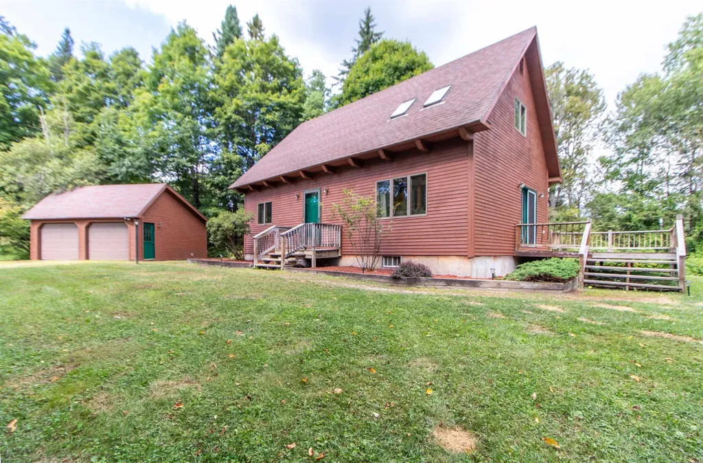 29 Roundy Brook Road Burke VT 05871