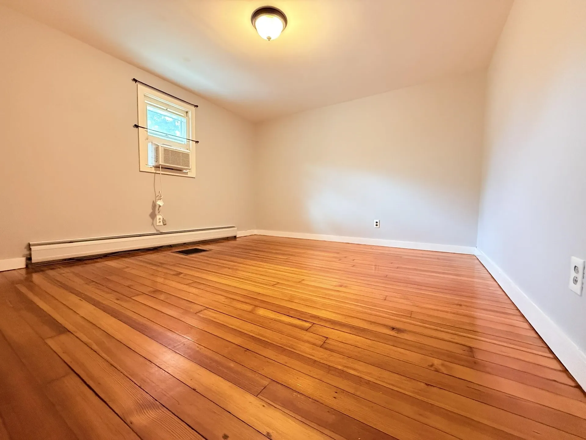 37 Grandview Street Claremont NH 03743