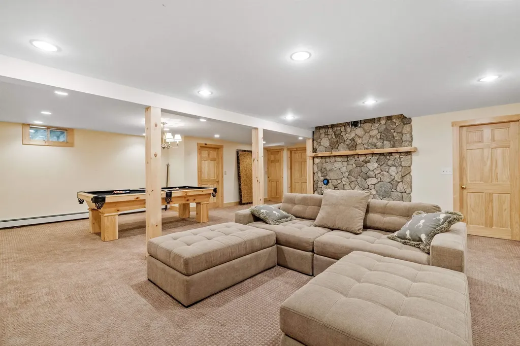 30 Dorrs Corner Road Ossipee NH 03814