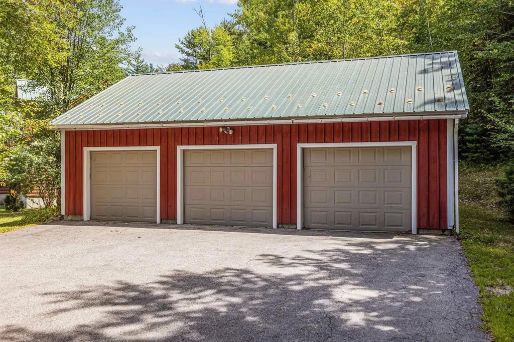 30 Dorrs Corner Road Ossipee NH 03814