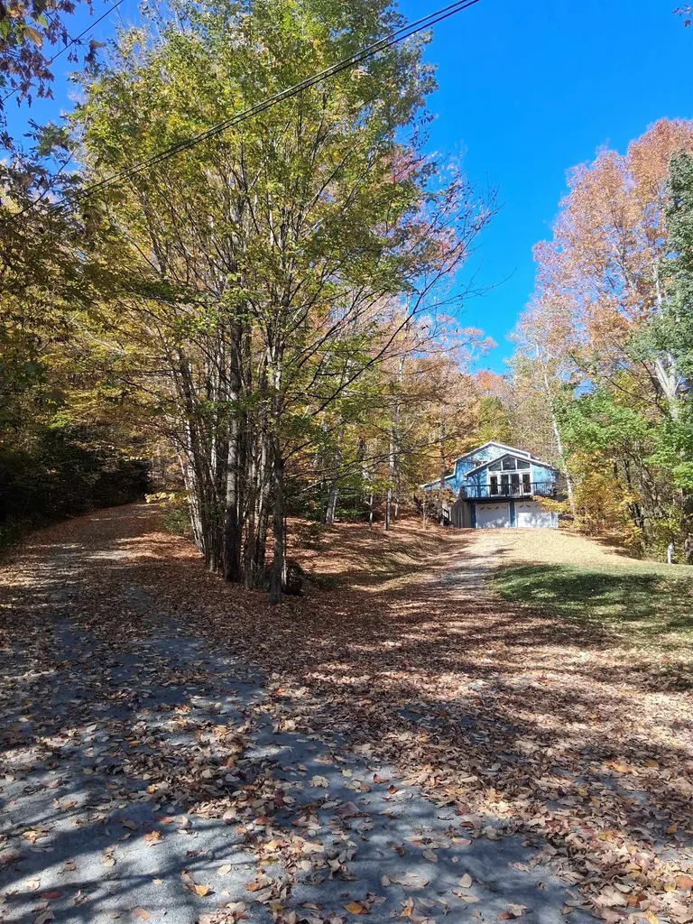 576 Agassiz Street Bethlehem NH 03574