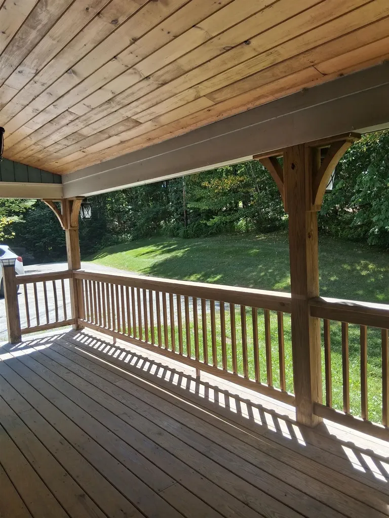 576 Agassiz Street Bethlehem NH 03574