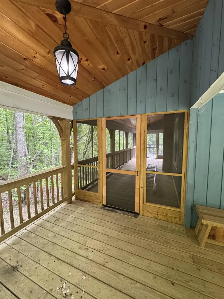 576 Agassiz Street Bethlehem NH 03574