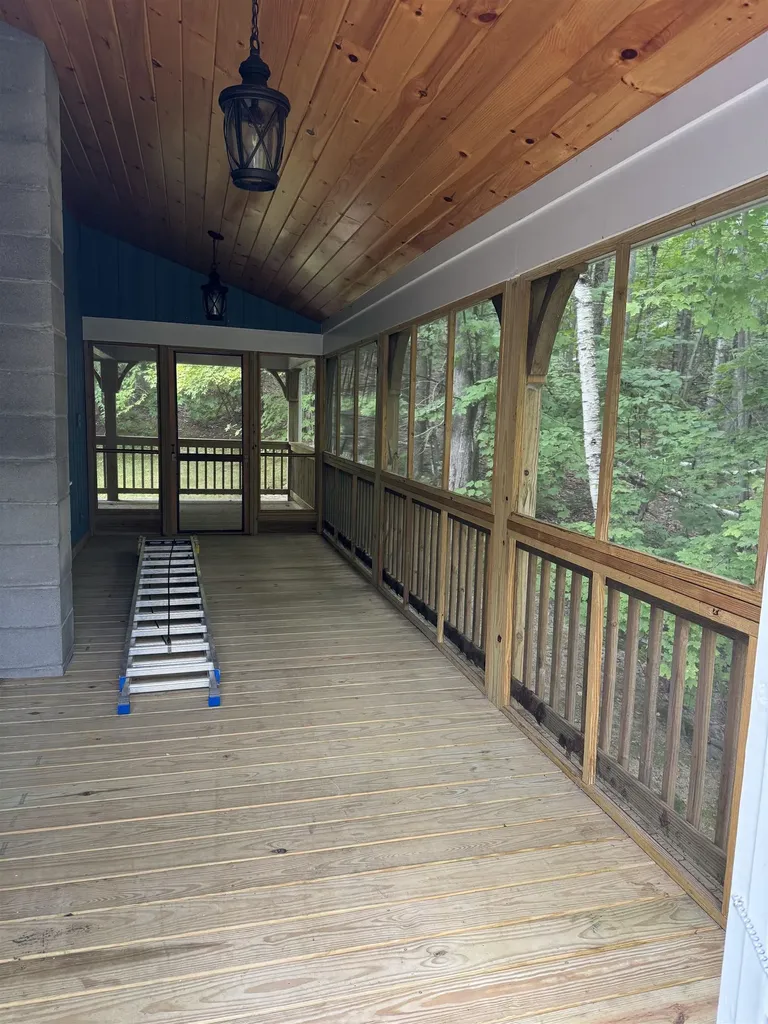 576 Agassiz Street Bethlehem NH 03574