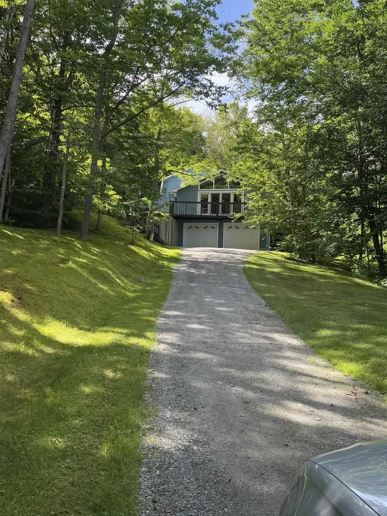 576 Agassiz Street Bethlehem NH 03574