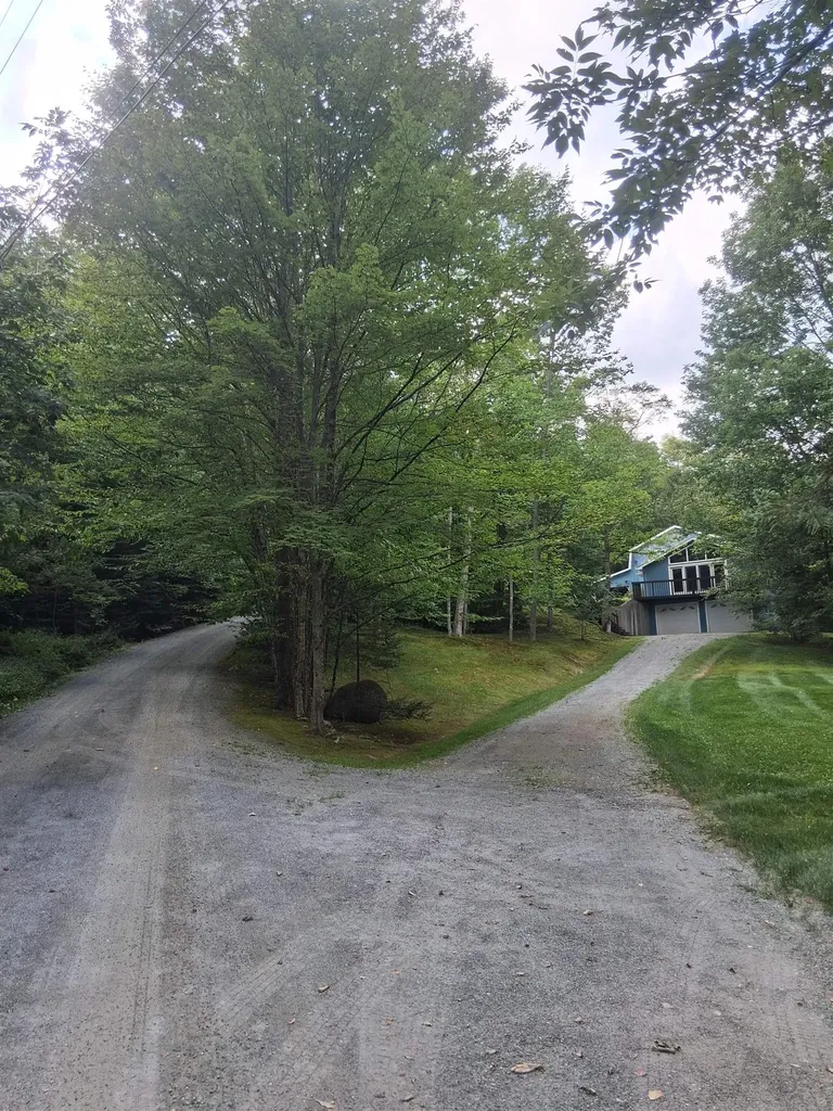 576 Agassiz Street Bethlehem NH 03574