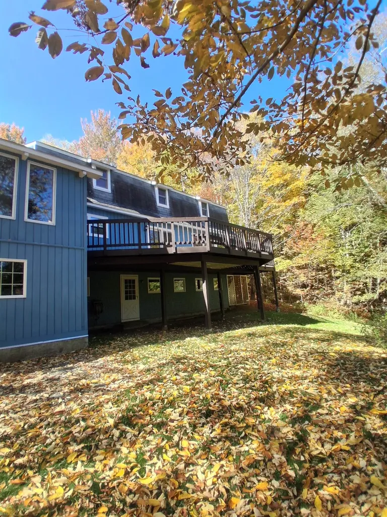 576 Agassiz Street Bethlehem NH 03574