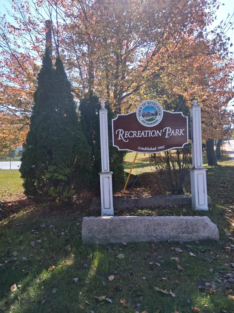 576 Agassiz Street Bethlehem NH 03574