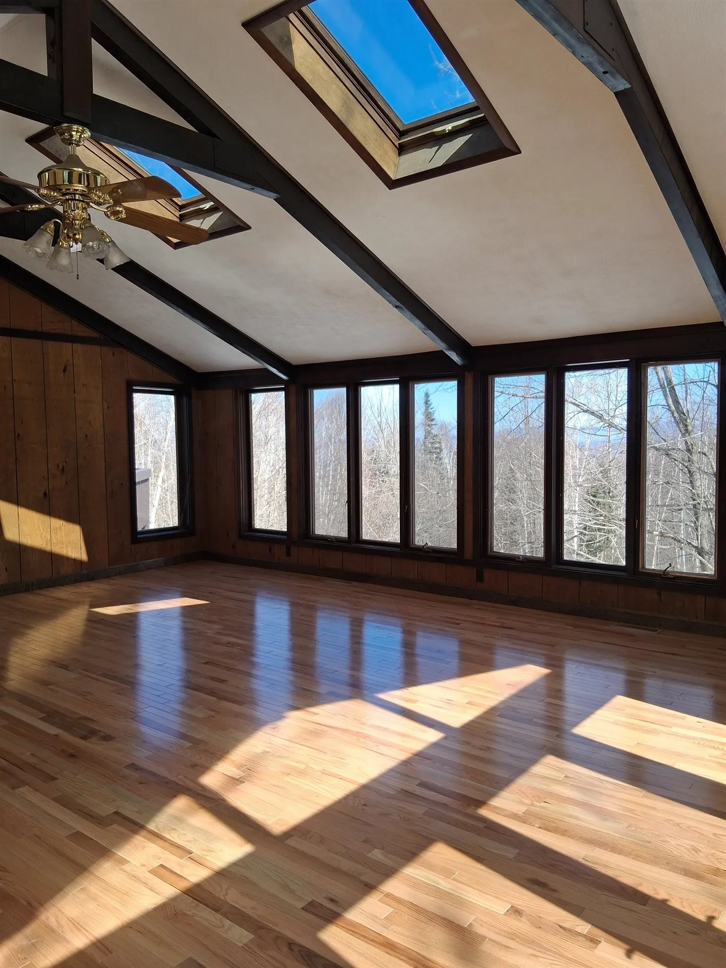576 Agassiz Street Bethlehem NH 03574