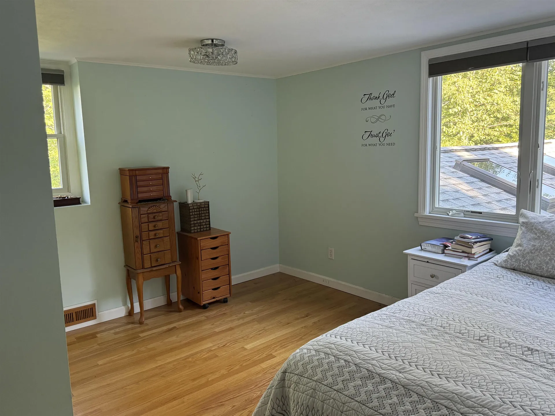 576 Agassiz Street Bethlehem NH 03574