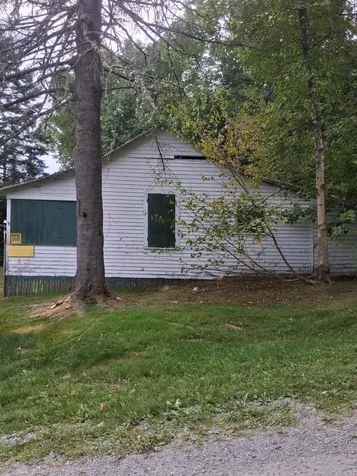 576 Agassiz Street Bethlehem NH 03574