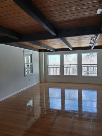 576 Agassiz Street Bethlehem NH 03574