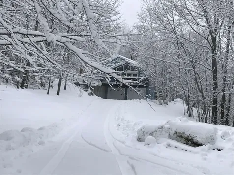 576 Agassiz Street Bethlehem NH 03574