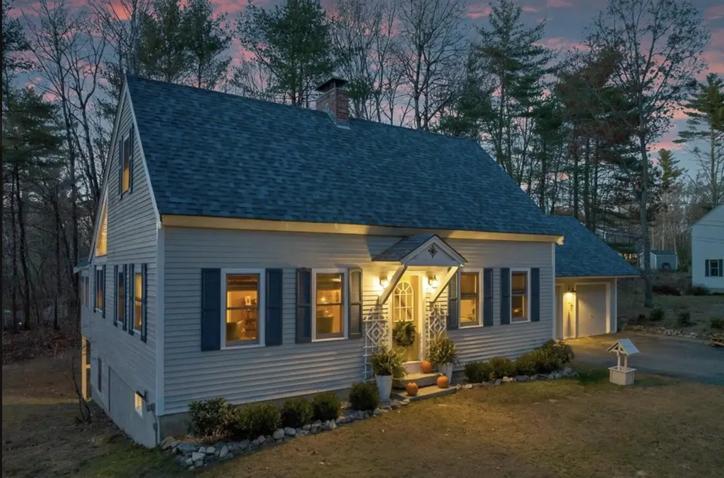 581 East Side Drive Alton NH 03810