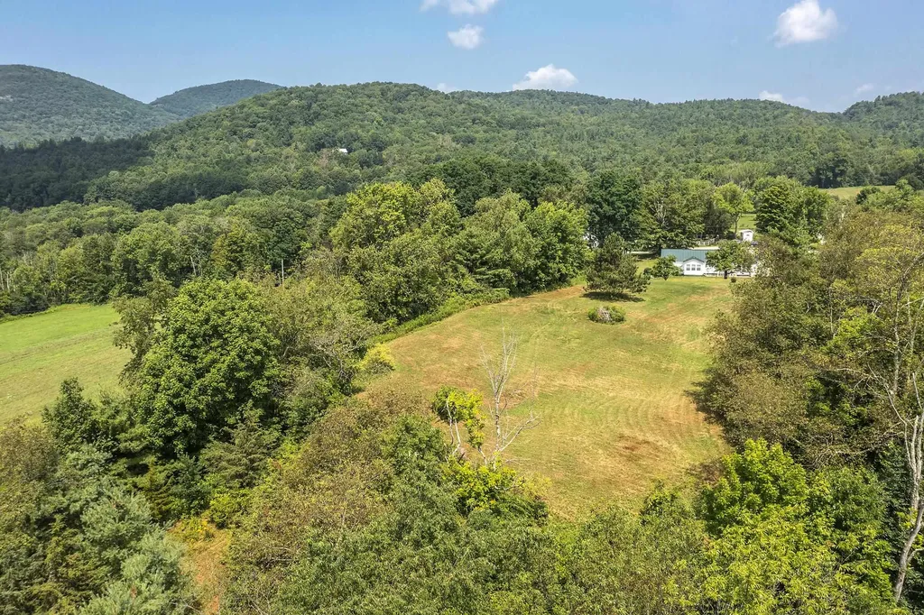 1688 Waite Hill Road Pawlet VT 05761
