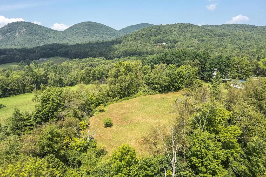 1688 Waite Hill Road Pawlet VT 05761