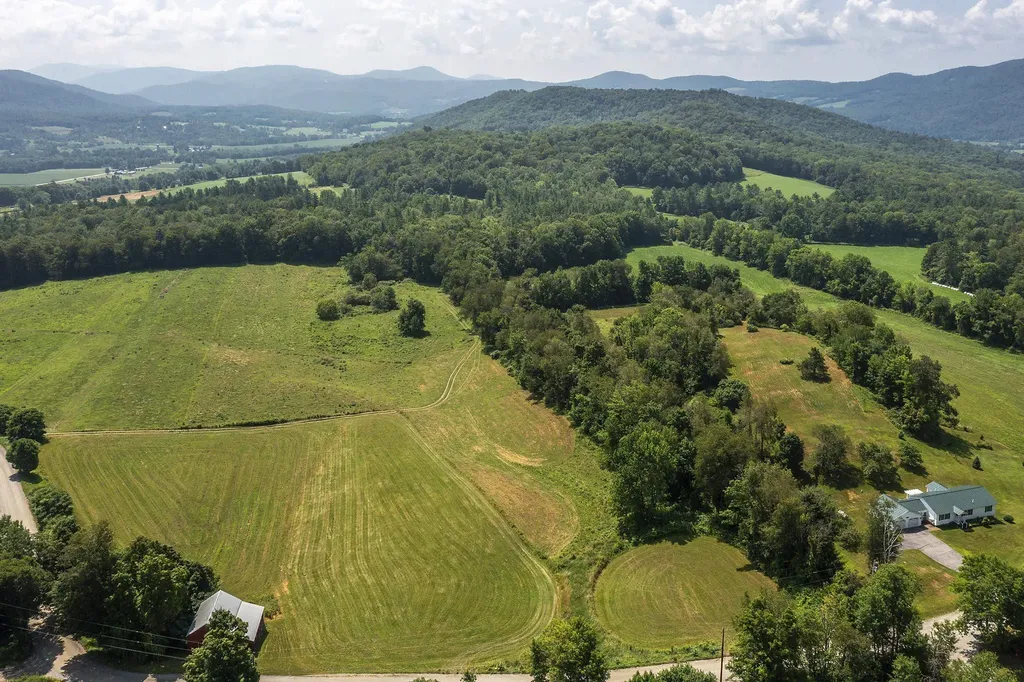 1688 Waite Hill Road Pawlet VT 05761