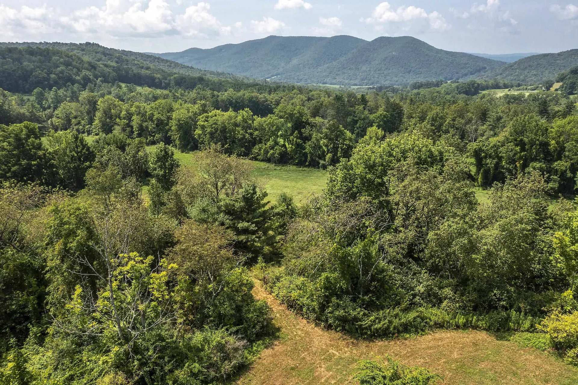 1688 Waite Hill Road Pawlet VT 05761