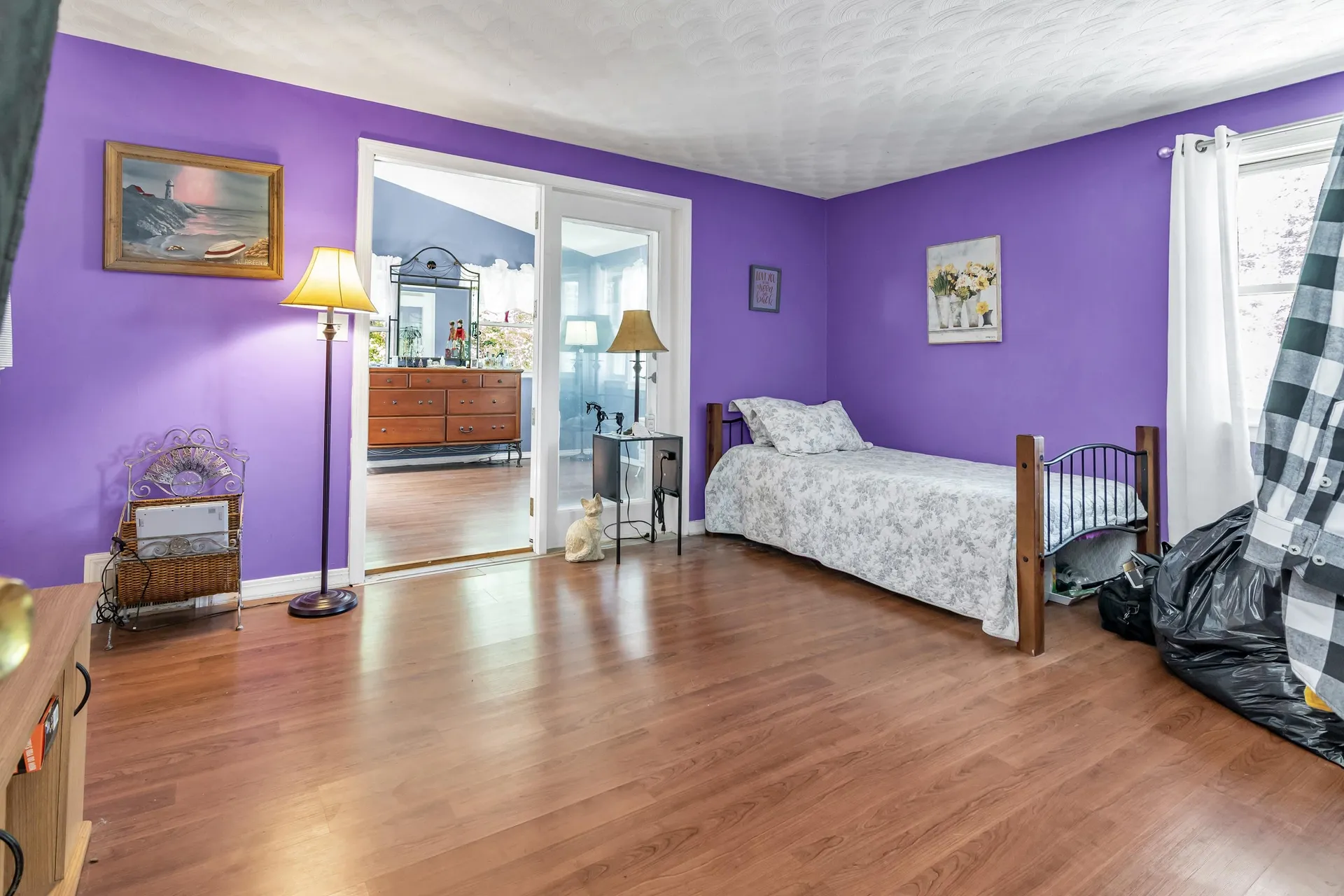 4 Therriault Avenue Salem NH 03079