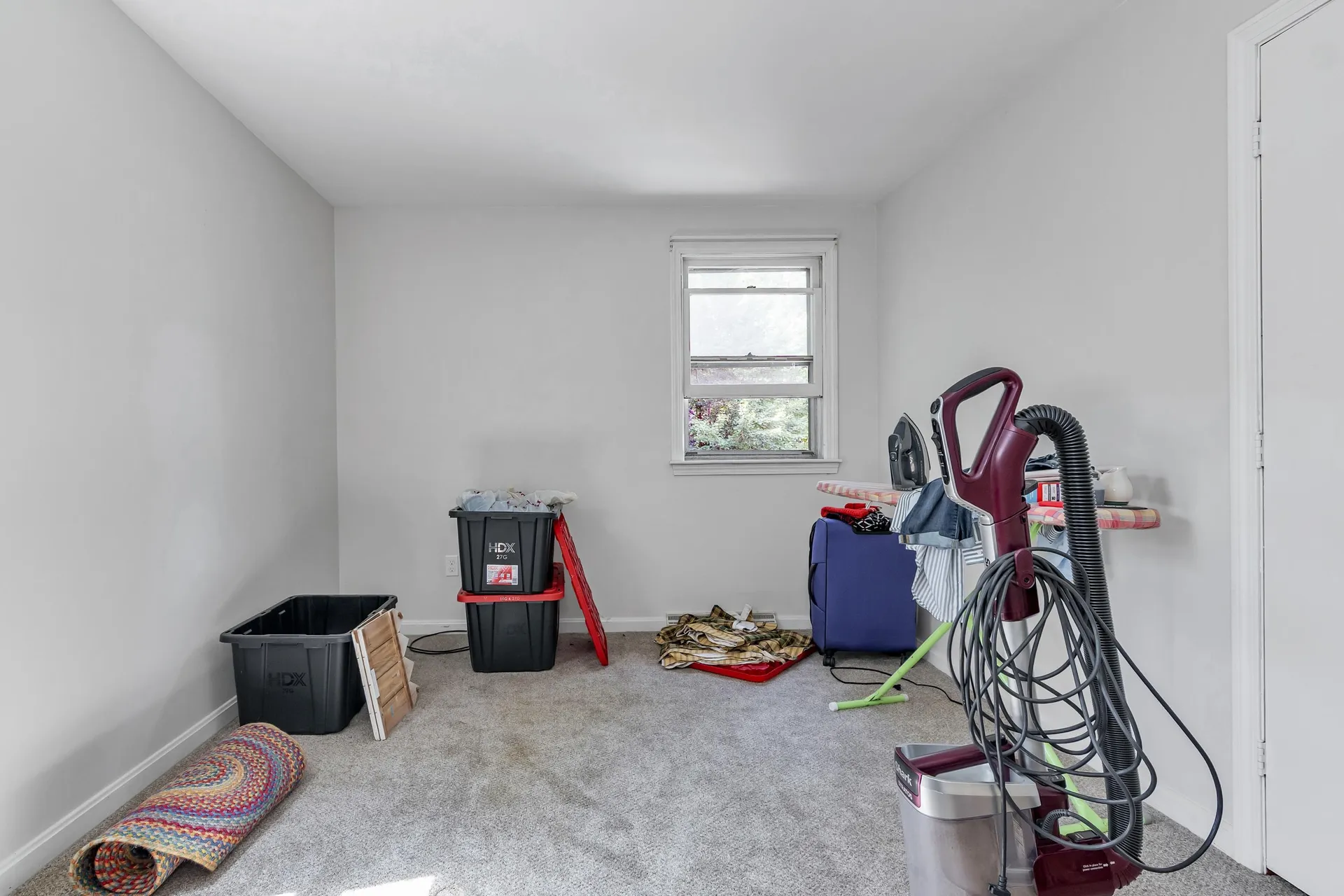 4 Therriault Avenue Salem NH 03079