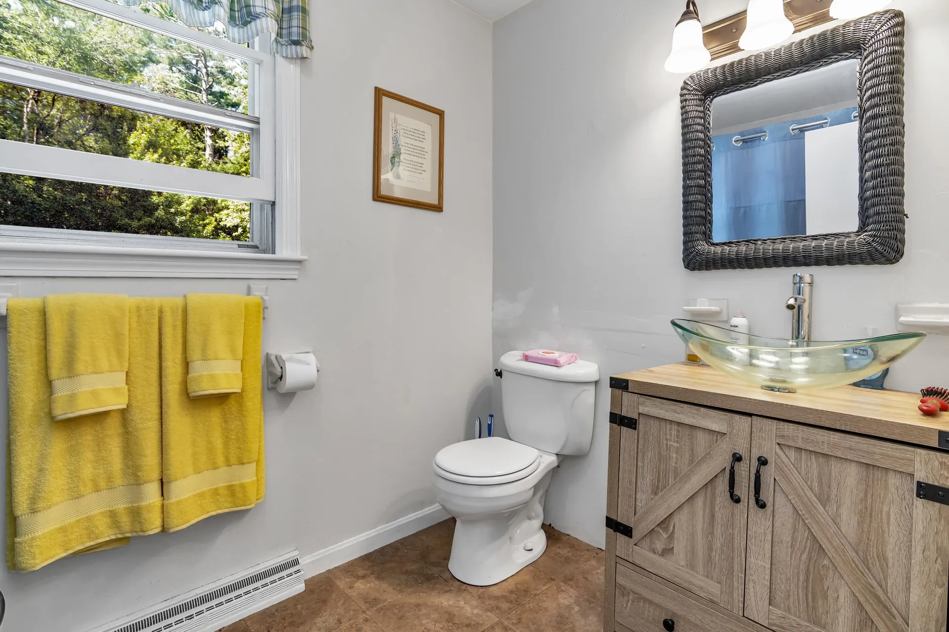 4 Therriault Avenue Salem NH 03079