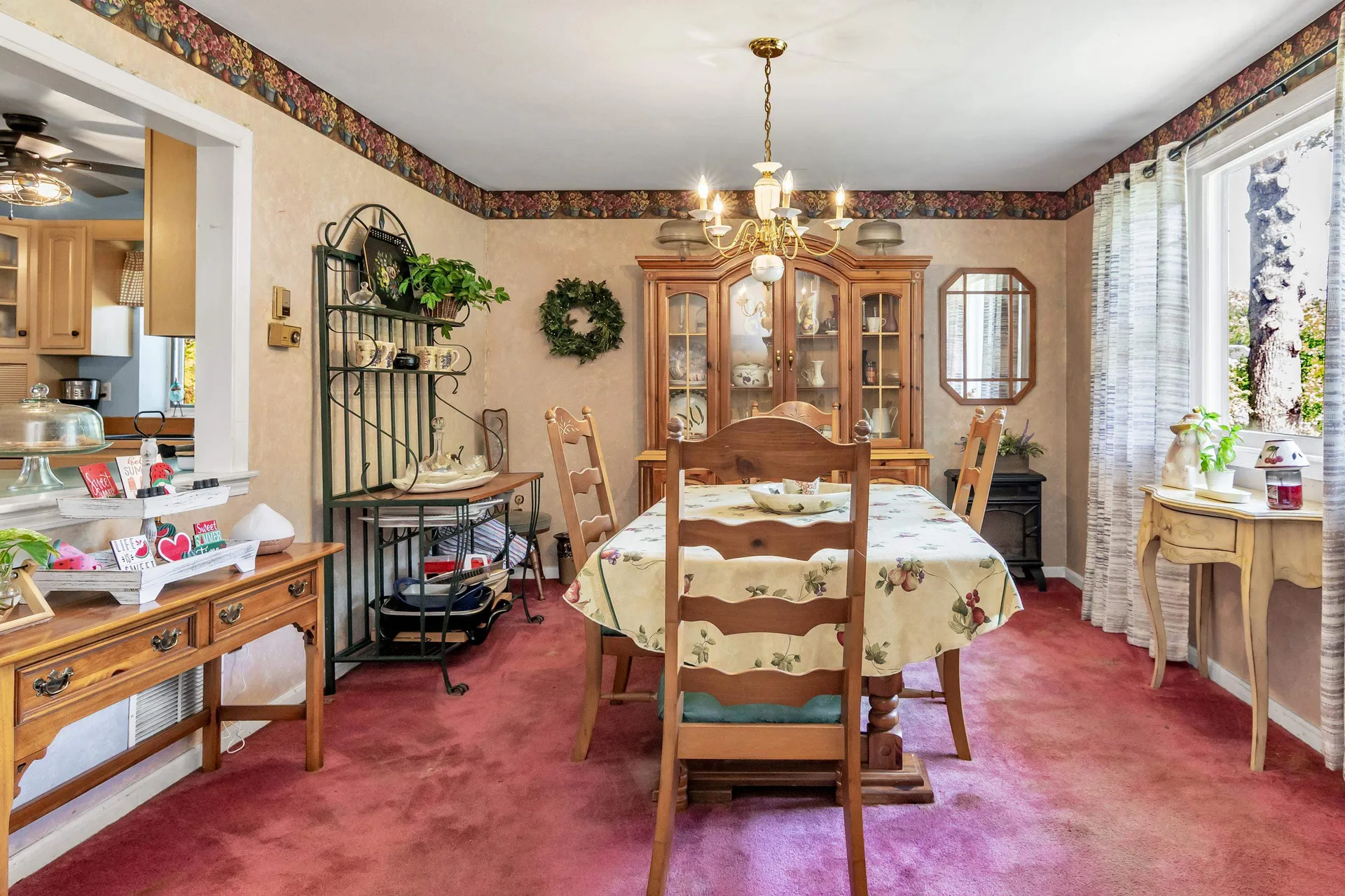 4 Therriault Avenue Salem NH 03079