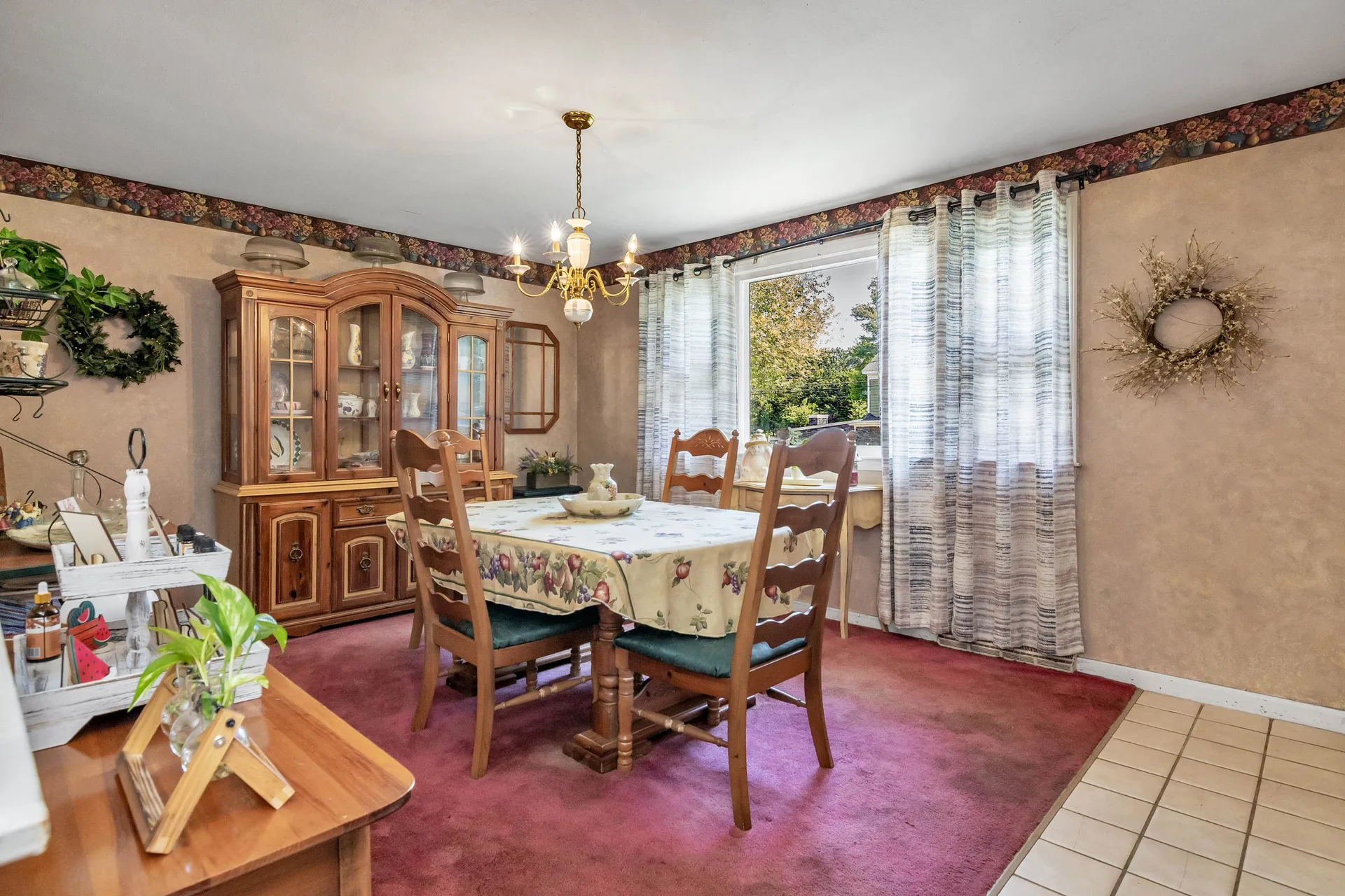 4 Therriault Avenue Salem NH 03079