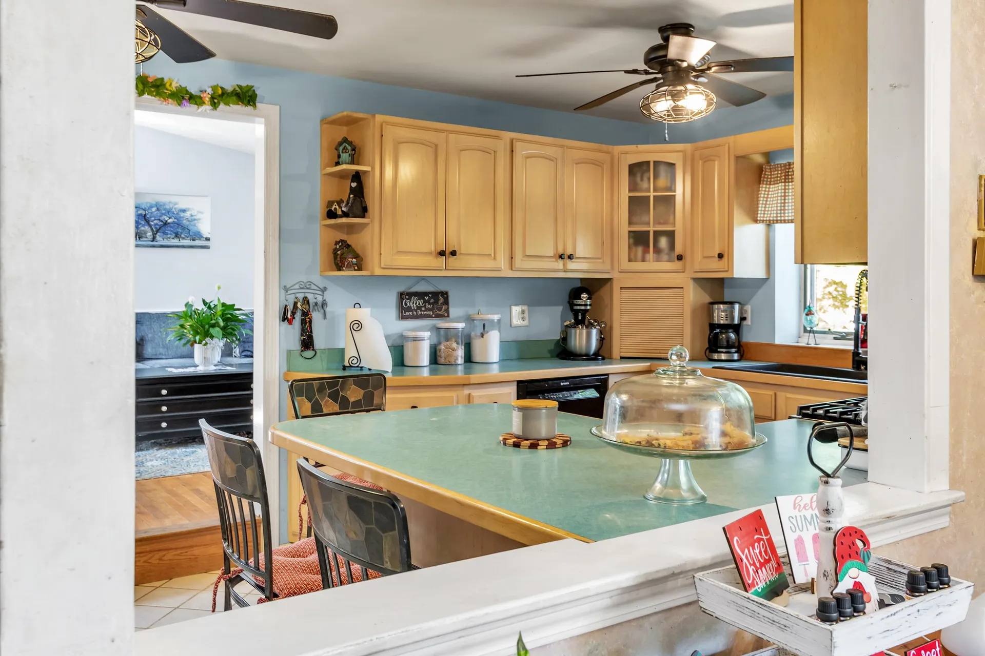 4 Therriault Avenue Salem NH 03079