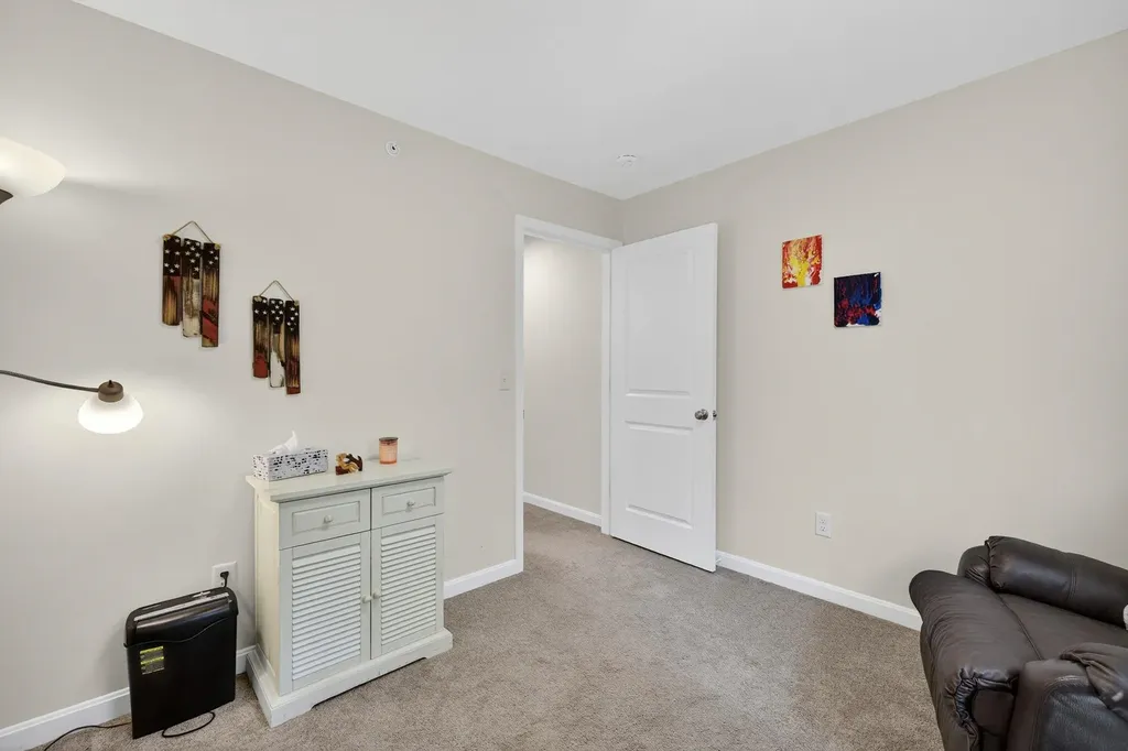 24 Sera Drive Nottingham NH 03290