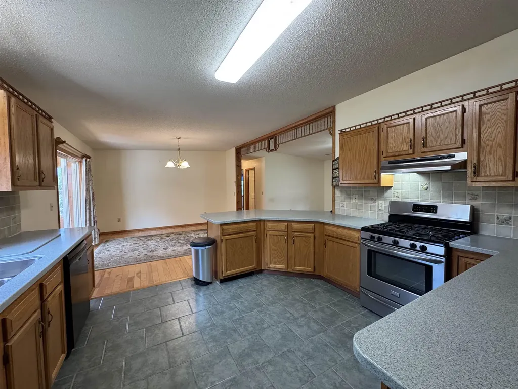 1688 Waite Hill Road Pawlet VT 05761