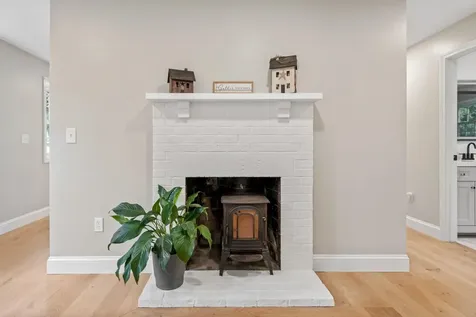 20 Millstream Lane Concord NH 03303