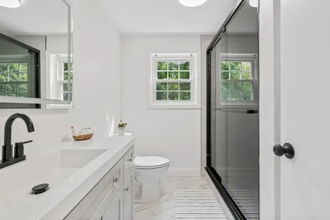 20 Millstream Lane Concord NH 03303