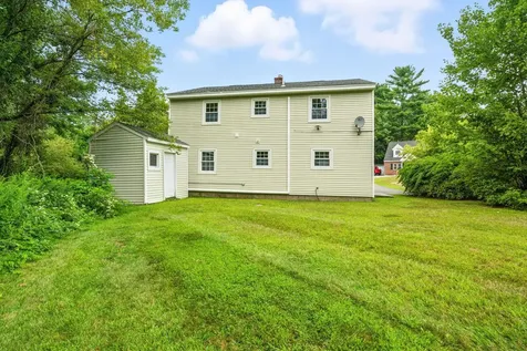 20 Millstream Lane Concord NH 03303