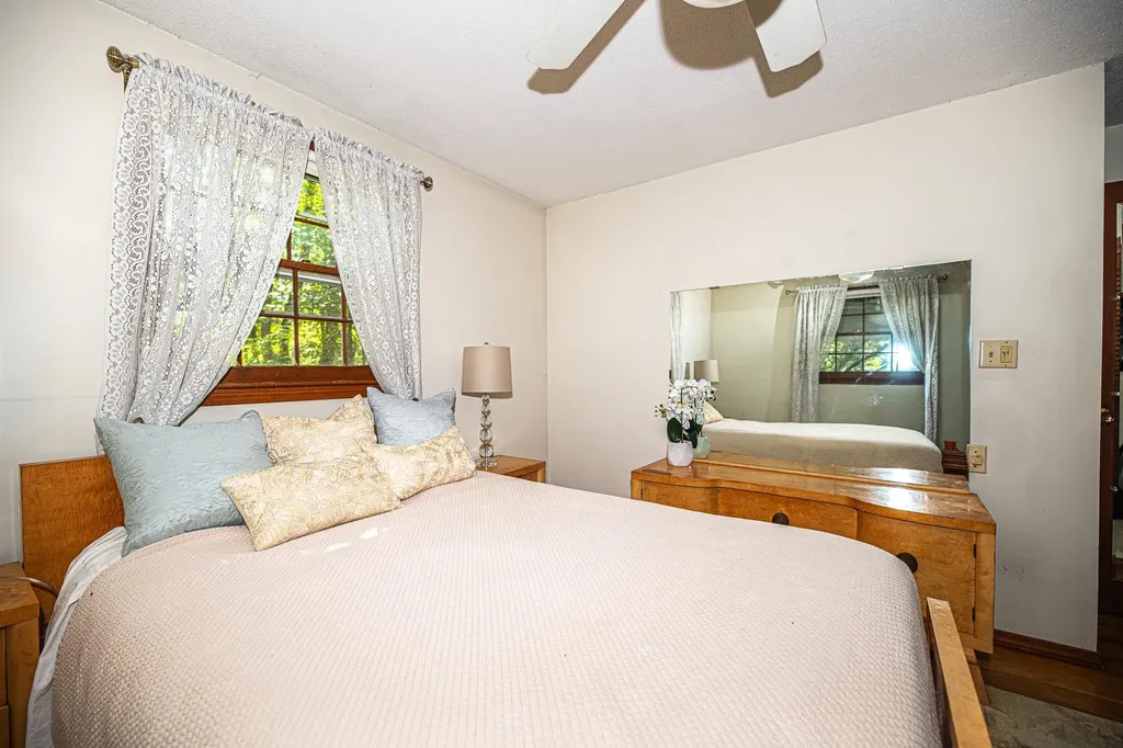 12 Fernwood Drive Merrimack NH 03054