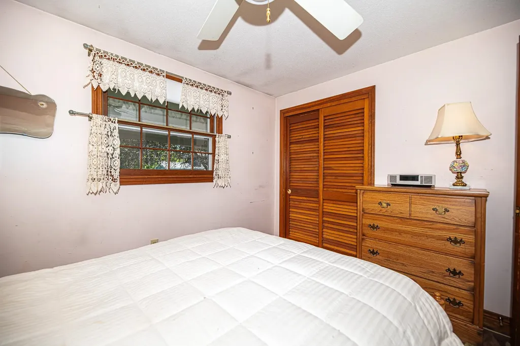 12 Fernwood Drive Merrimack NH 03054