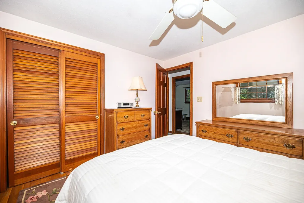 12 Fernwood Drive Merrimack NH 03054