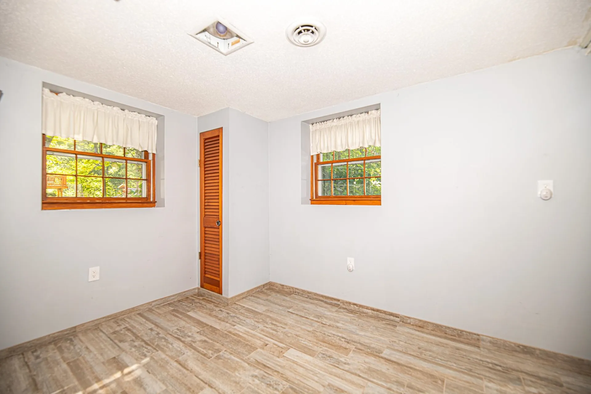 12 Fernwood Drive Merrimack NH 03054