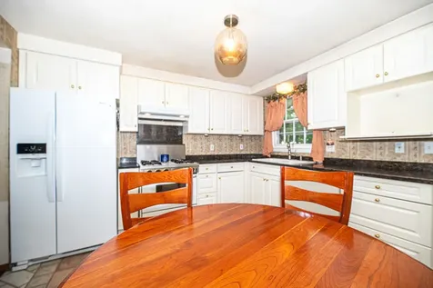12 Fernwood Drive Merrimack NH 03054