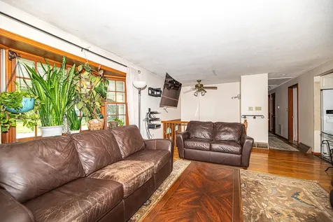 12 Fernwood Drive Merrimack NH 03054